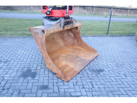 Hitachi
ZX300 LC-7 | ROTOTILT | BUCKET | Hulleman Trucks & Machinery B.V. [8]
