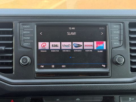 Volkswagen 2.0TDI L3H2 ( L2H2 ) Trendline Airco Trekhaak AppleCarplay 78000KM | Van Nierop BV [13]