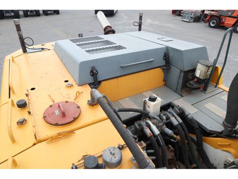 Liebherr
C V | 18.5 METER LONGREACH | BUCKET | Hulleman Trucks & Machinery B.V. [13]