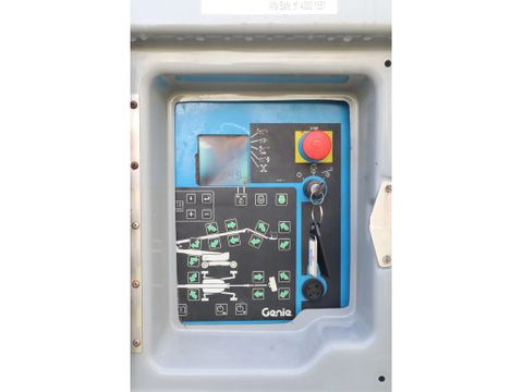 Genie
ZX-135/70 | 43 METER | 272 KG | Hulleman Trucks & Machinery B.V. [18]