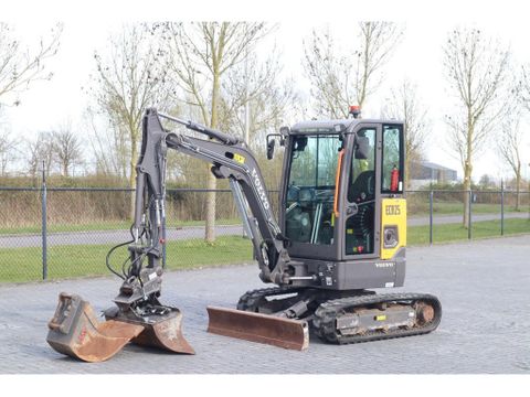 Volvo
ECR25 ELECTRIC | JECR25D | TILTBUCKET | BUCKET | LOW HOURS | Hulleman Trucks & Machinery B.V. [2]