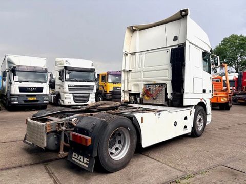 DAF SUPERSPACECAB (EURO 5 / ZF16 MANUAL GEARBOX / MX-BRAKE / 2x DIESELTANK / FRIDGE UNDER BED / AIRCONDITIONING) | Engel Trucks B.V. [3]