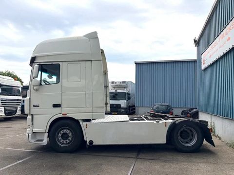 DAF SUPERSPACECAB (EURO 5 / ZF16 MANUAL GEARBOX / MX-BRAKE / 2x DIESELTANK / FRIDGE UNDER BED / AIRCONDITIONING) | Engel Trucks B.V. [5]