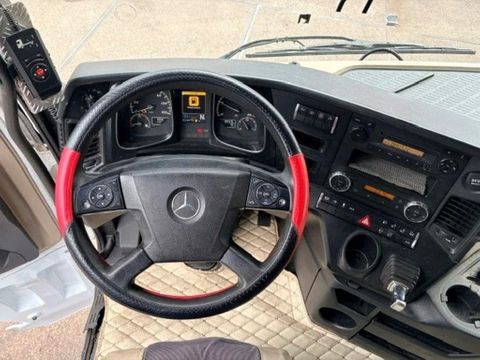 Mercedes-Benz LS STREAMSPACE 6x2 (TELLIGENT AUTOMATIC / EURO 6 / LIFT-AXLE / FRIDGE UNDER BED / AIRCONDITIONING / SLIDING FIFTH WHEEL / ETC.) | Engel Trucks B.V. [9]