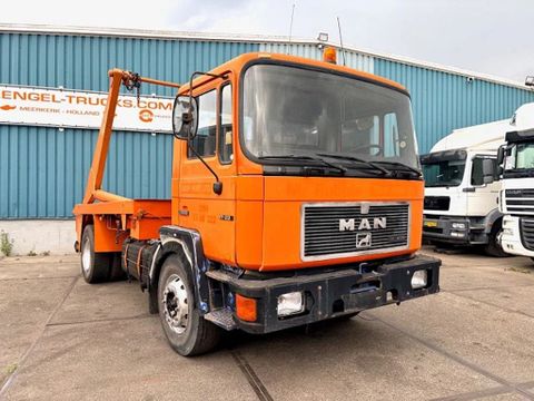 MAN F90 (6-CILINDER) FULL STEEL SUSPENSION CHASSIS WITH CONTAINER SYSTEM (6-CILINDER ENGINE (NO ELECTRONICS!!) / FULL STEEL SUSPENSION / MANUAL GEARBOX / P.T.O.) | Engel Trucks B.V. [2]