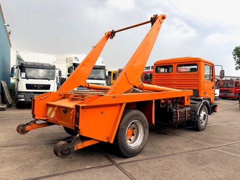 MAN F90 (6-CILINDER) FULL STEEL SUSPENSION CHASSIS WITH CONTAINER SYSTEM (6-CILINDER ENGINE (NO ELECTRONICS!!) / FULL STEEL SUSPENSION / MANUAL GEARBOX / P.T.O.) | Engel Trucks B.V. [3]