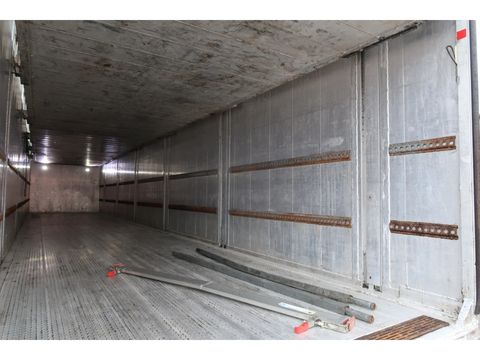 CUPPERS with moving floor, beautiful trailer with steered axle and lift axle | Companjen Bedrijfswagens BV [47]