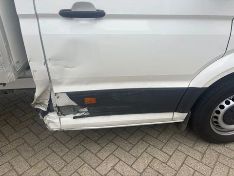 Volkswagen bakwagen koeling airco volle opties rechts bij deur schade kijk de fotos | Van Nierop BV [8]