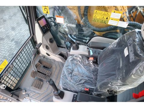 XCMG
XE300E | CE | CUMMINS STAGE V | EC300 | SY305 | 330 | Hulleman Trucks & Machinery B.V. [16]